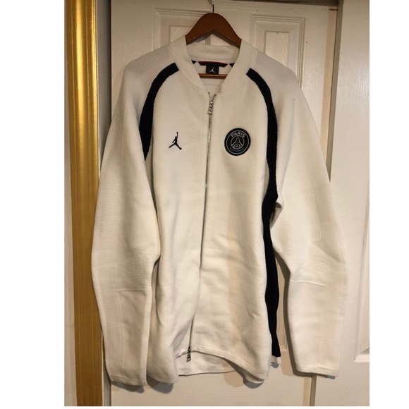 Tracksuit - Picture 2 of 4